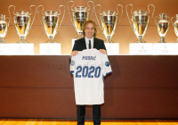 Luka Modric verlängert seinen Vertrag vorzeitig bis 2020 bei Real Madrid