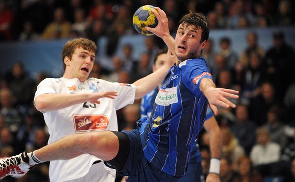 Handball: Der HSV verliert mit 25:30 beim THW Kiel