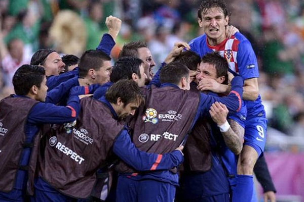 EURO 2012: Kroatien gewinnt sein Auftaktspiel mit 3:1(2:1) gegen Irland