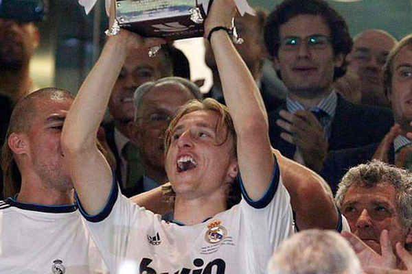 Video: Luka Modric gewinnt mit Real Madrid den spansichen Supercup!
