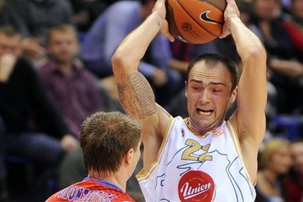 Der kroatische Basketball Damir Markota