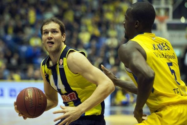 Bojan Bofdanovic von Fenerbahce Istanbul