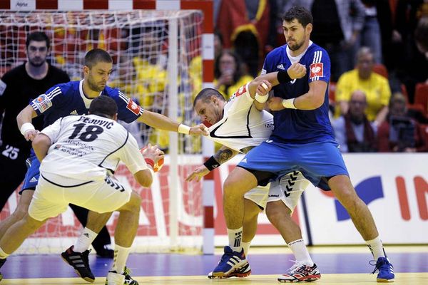 Handball-EM: Kroatien müht sich zu 27:22 Erfolg gegen Montenegro